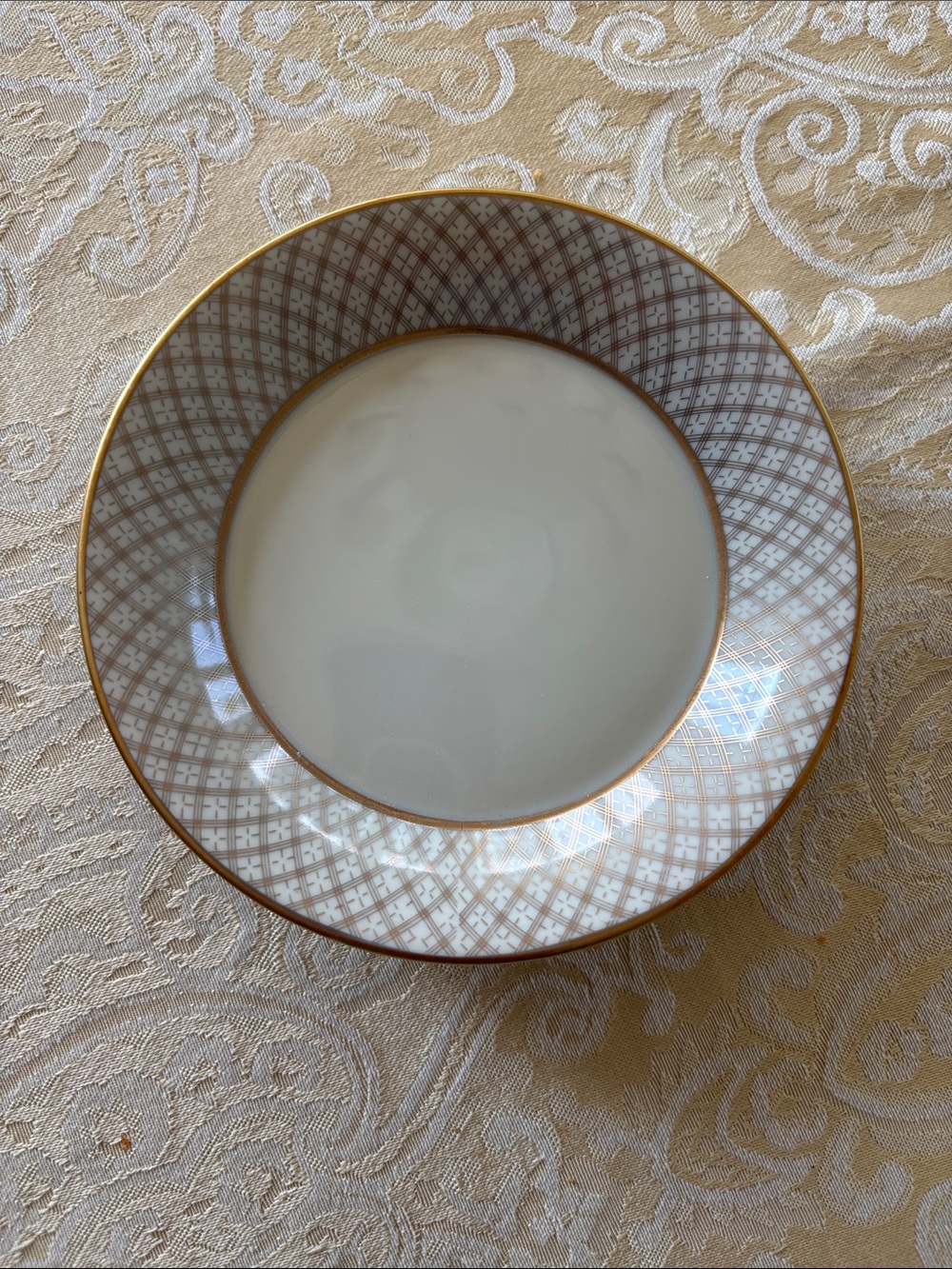 Fitz and Floyd Cream Plate with Gold Lattice Rim
